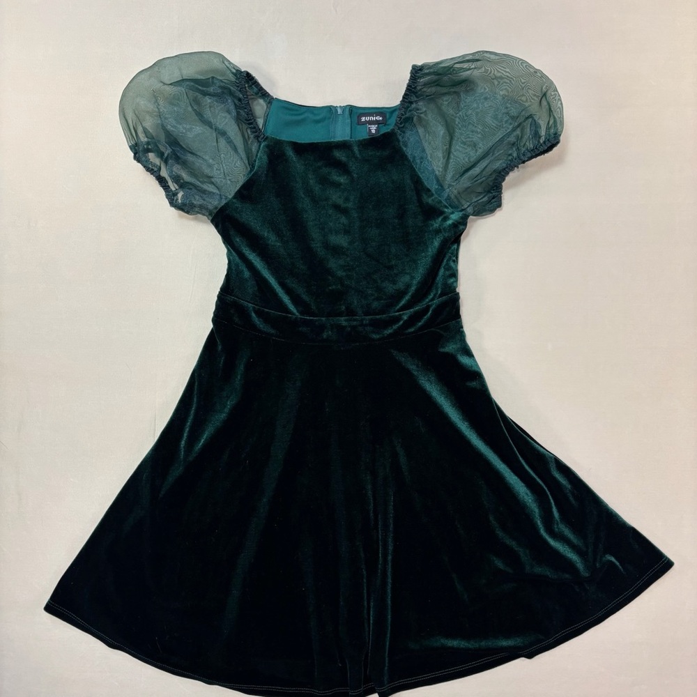 Zunie Dark Emerald Green Velvet Girls Dress with Sheer Puff Sleeves Size 10